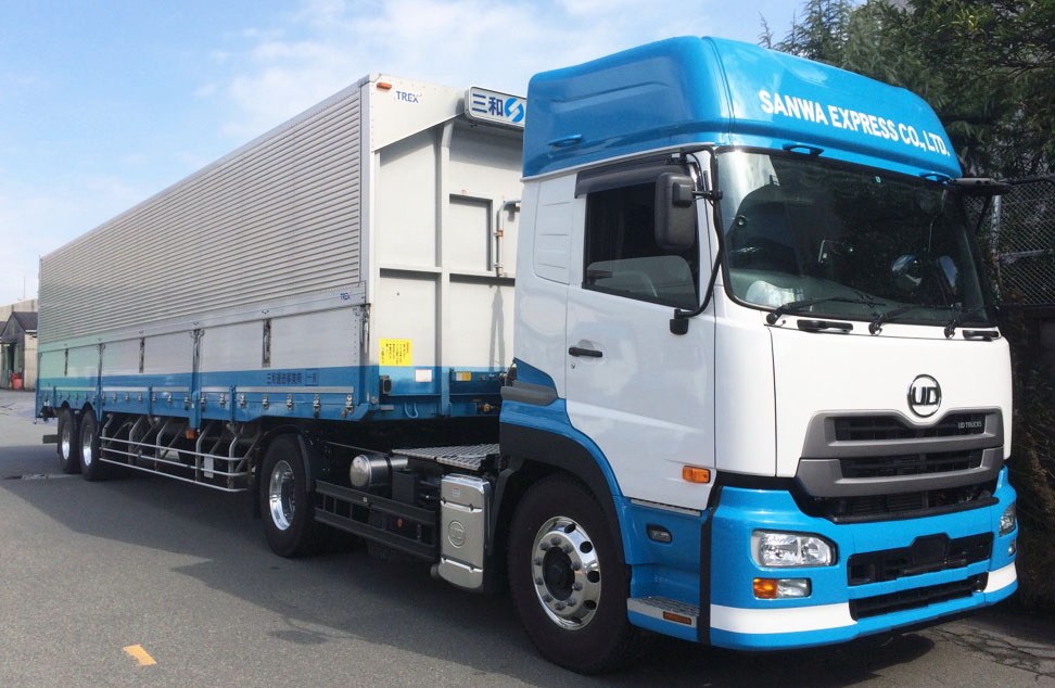 セミトレーラー | 三和運送事業株式会社
